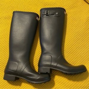 Black Matte Hunter Rain Boots